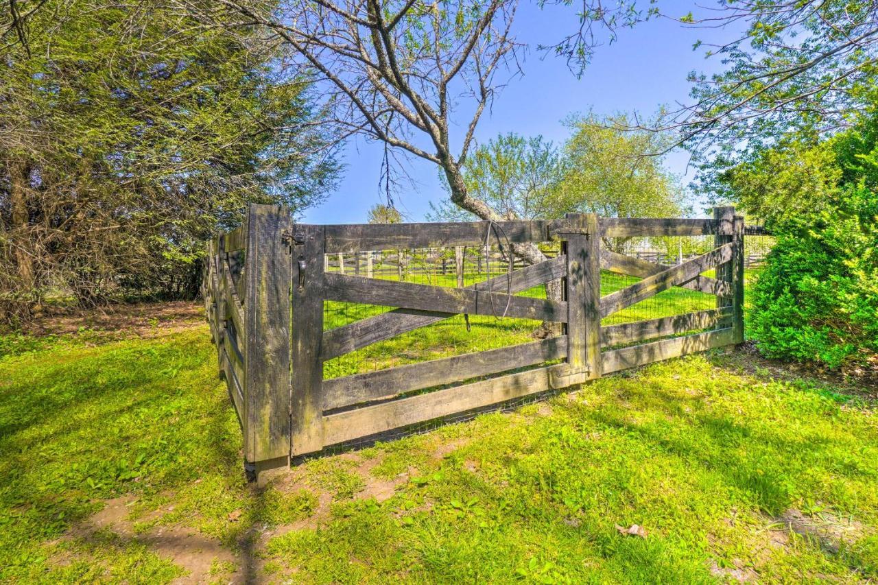 Dreamy Homestead Escape Patio, Ranch On-Site Crossville Exterior photo